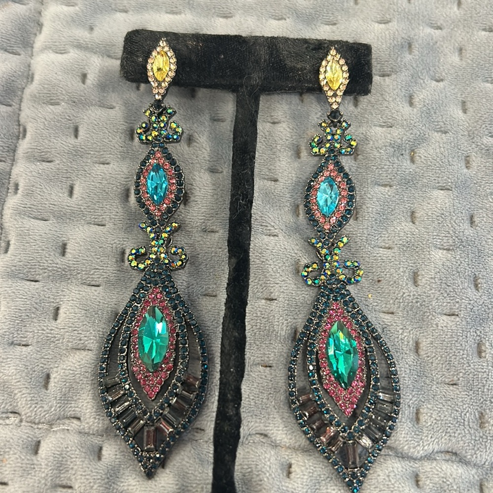 “Strut Like A Peacock” Multi Crystal Color Earrings, NWT-Boutique